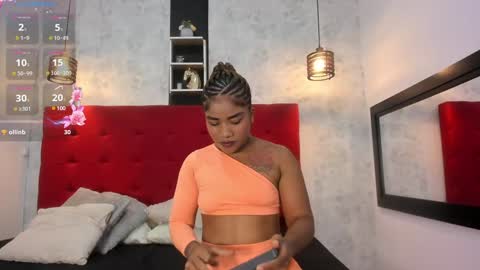 Snapshot of silvannafit chatting on 01.20.25 Silvana Fit online show from 01.20.25