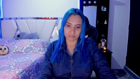   powder    online show from 01.15.25