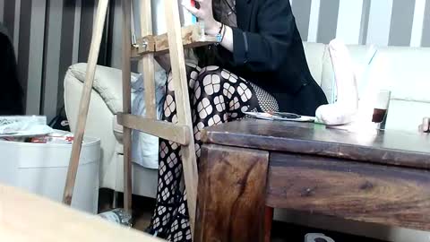 Snapshot of silverhairsexyass chatting on 10.31.25 SilverHairSexyAss online show from 10.31.25