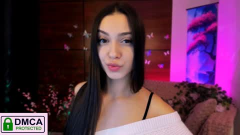 Silvia nude in pvt  online show from 01.07.25