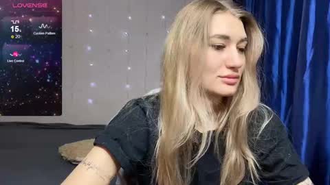 Silvia online show from 02.18.25