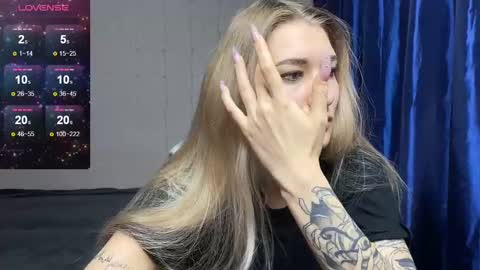 Silvia online show from 02.19.25
