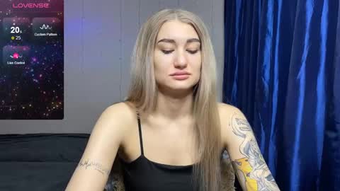 Silvia online show from 02.23.25