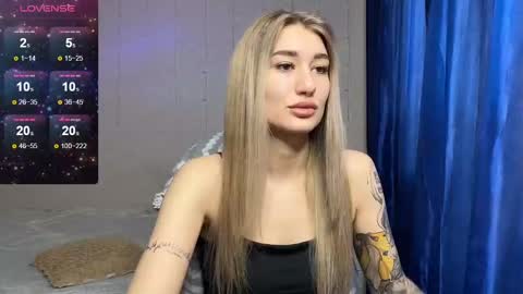 Silvia online show from 02.27.25