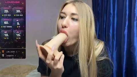 Silvia online show from 02.28.25