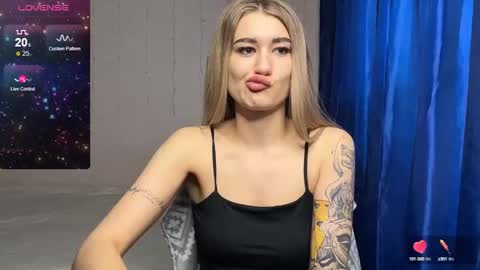Silvia online show from 03.11.25