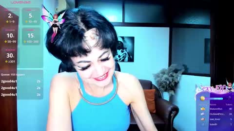 Silvia Wallec online show from 01.12.25