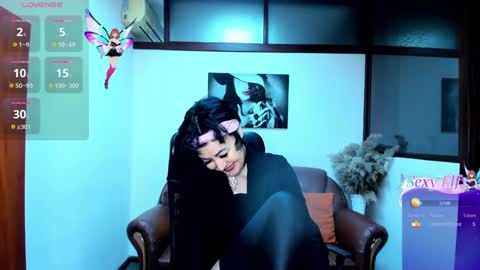 Silvia Wallec online show from 01.18.25