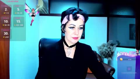 Silvia Wallec online show from 01.19.25