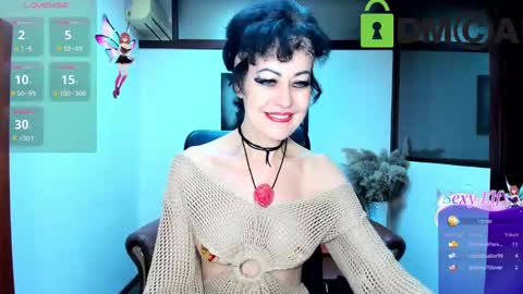 Silvia Wallec online show from 02.14.25