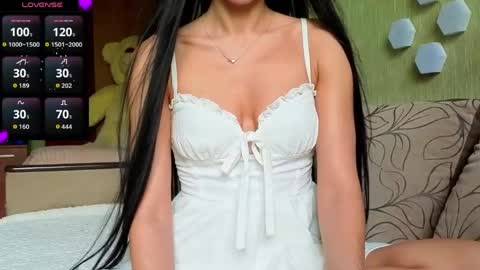 miss Anna online show from 06.08.26