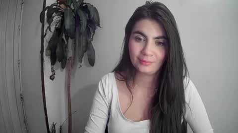 Silvie online show from 12.22.24