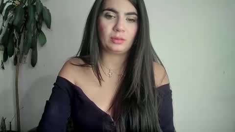 Silvie online show from 01.30.25