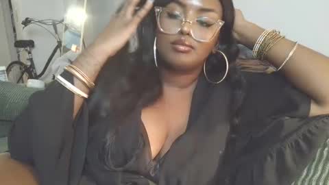 Simin Fox online show from 09.21.25