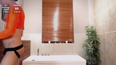 Snapshot of simon_durand chatting on 02.16.25 simon_durand online show from 02.16.25