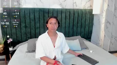 Snapshot of simon_durand chatting on 02.22.25 simon_durand online show from 02.22.25