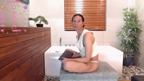 Snapshot of simon_durand chatting on 02.25.25 simon_durand online show from 02.25.25