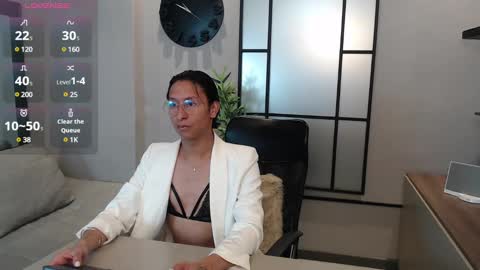 Snapshot of simon_durand chatting on 02.28.25 simon_durand online show from 02.28.25