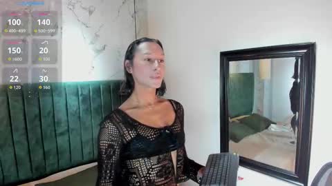 Snapshot of simon_durand chatting on 10.25.25 simon_durand online show from 10.25.25