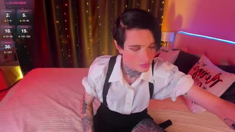 Snapshot of simona_rain chatting on 12.22.24 Simona online show from 12.22.24