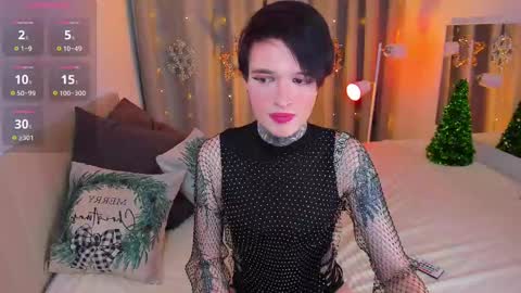 Snapshot of simona_rain chatting on 12.25.24 Simona online show from 12.25.24