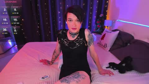 Snapshot of simona_rain chatting on 12.30.24 Simona online show from 12.30.24