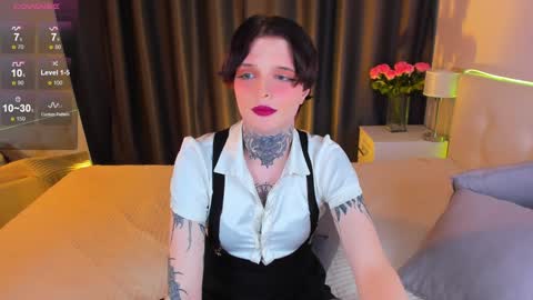 Snapshot of simona_rain chatting on 01.24.25 Simona online show from 01.24.25