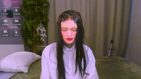 Snapshot of simona_rain chatting on 02.05.25 Simona online show from 02.05.25