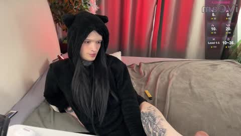 Snapshot of simona_rain chatting on 02.22.25 Simona online show from 02.22.25