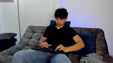  Simon  online show from 02.05.25