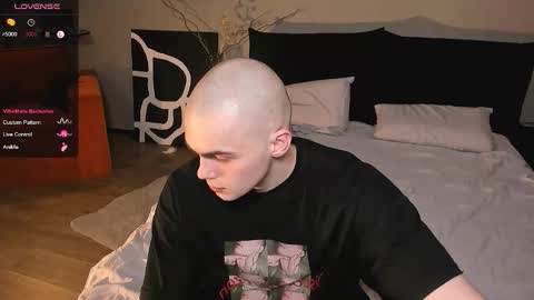 Simon online show from 01.12.26