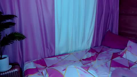 Snapshot of simplepinayx chatting on 09.24.25 call me nath online show from 09.24.25