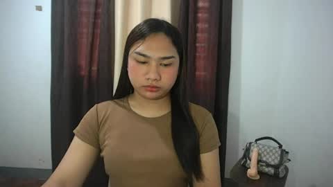 Snapshot of simply_francine chatting on 07.17.26 simply francine online show from 07.17.26