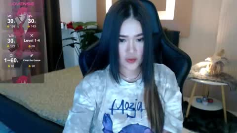 Adrianna Fowler online show from 12.02.25