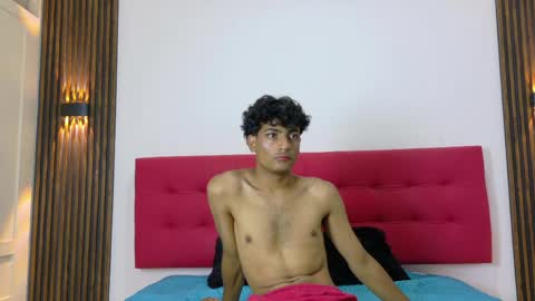 Snapshot of sinboy_ chatting on 05.07.26 online show from 05.07.26