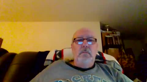 Snapshot of sincere159 chatting on 01.12.25 sincere159 online show from 01.12.25