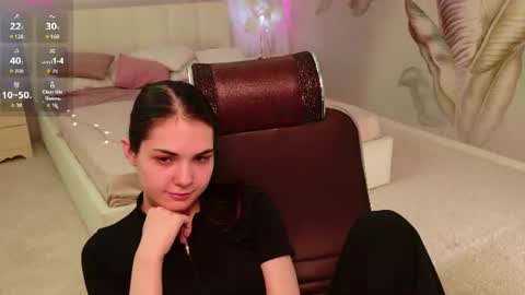 Snapshot of sindell_cryell chatting on 07.13.26 sindell_cryell online show from 07.13.26