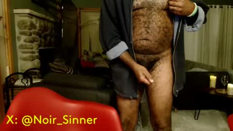 Snapshot of sinnernoir chatting on 09.10.25 My Name Is..............................John online show from 09.10.25