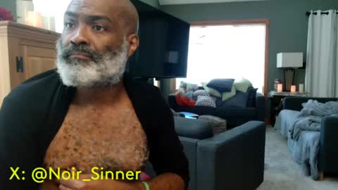 Snapshot of sinnernoir chatting on 09.11.25 My Name Is..............................John online show from 09.11.25