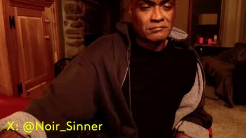 Snapshot of sinnernoir chatting on 09.30.25 My Name Is..............................John online show from 09.30.25