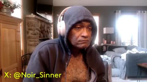 Snapshot of sinnernoir chatting on 10.13.25 My Name Is..............................John online show from 10.13.25