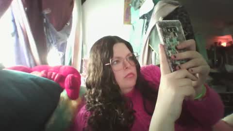 Siofra online show from 02.18.25