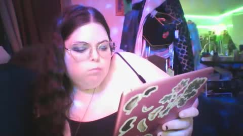 Siofra online show from 02.21.25