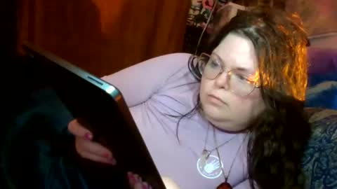 Siofra online show from 11.06.25