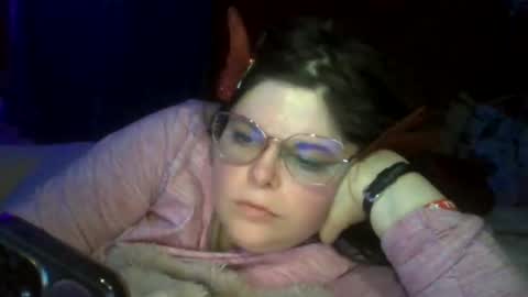 Siofra online show from 11.18.25