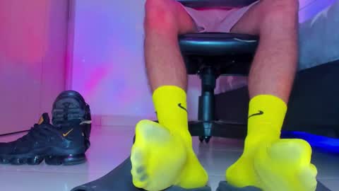 only foot                         worshipers here online show from 03.25.26