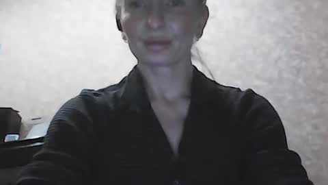 Snapshot of siren_voise chatting on 02.20.26 siren_voise online show from 02.20.26