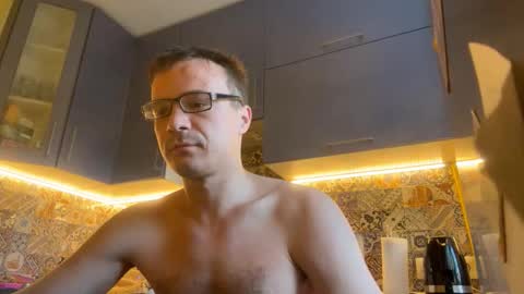 Snapshot of sirena2025 chatting on 09.08.25 sirena2025 online show from 09.08.25