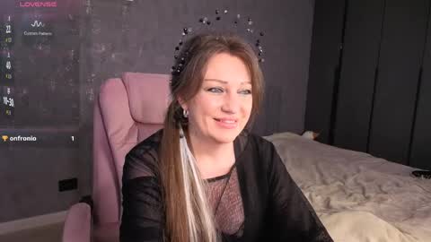 Snapshot of sirena_fly chatting on 04.02.26 Sirena online show from 04.02.26