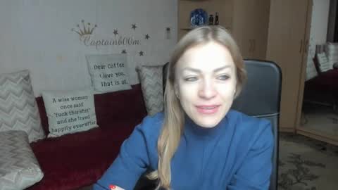Snapshot of sirenasilk chatting on 10.06.25 sirenasilk online show from 10.06.25